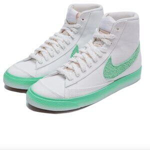 Nike Blazer Mid '77 Women Size 8